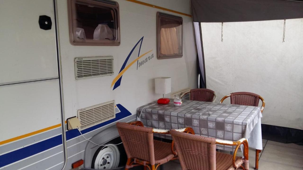 Caravans Magda Niechorze Buitenkant foto