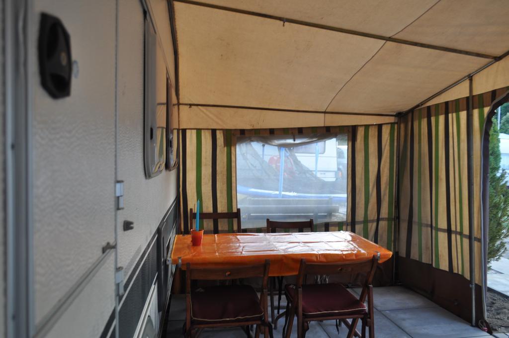 Caravans Magda Niechorze Buitenkant foto
